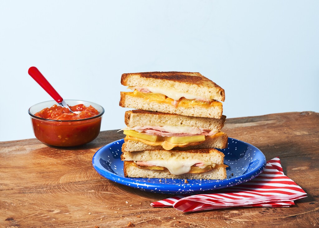 tosti hawaii tosti hawaii